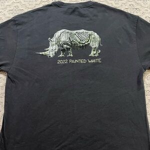 🎸 '22 Dave Matthews Band DMB Blenheim Vineyards Painted White Rhino New Wine Tee